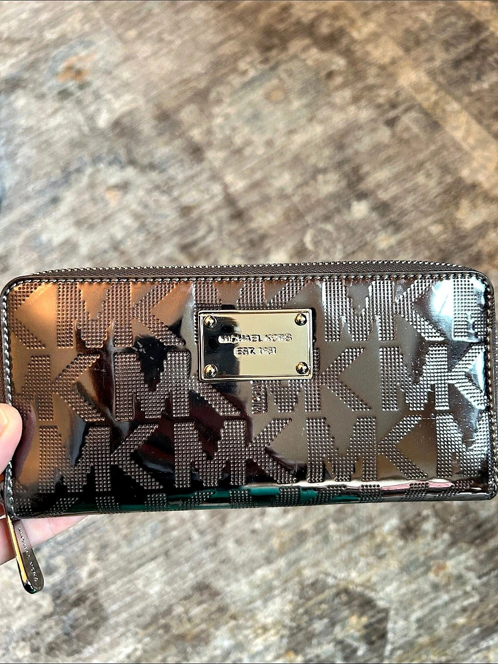 Michael Kors Jet Set Travel Metallic Logo Embossed Continental Wallet